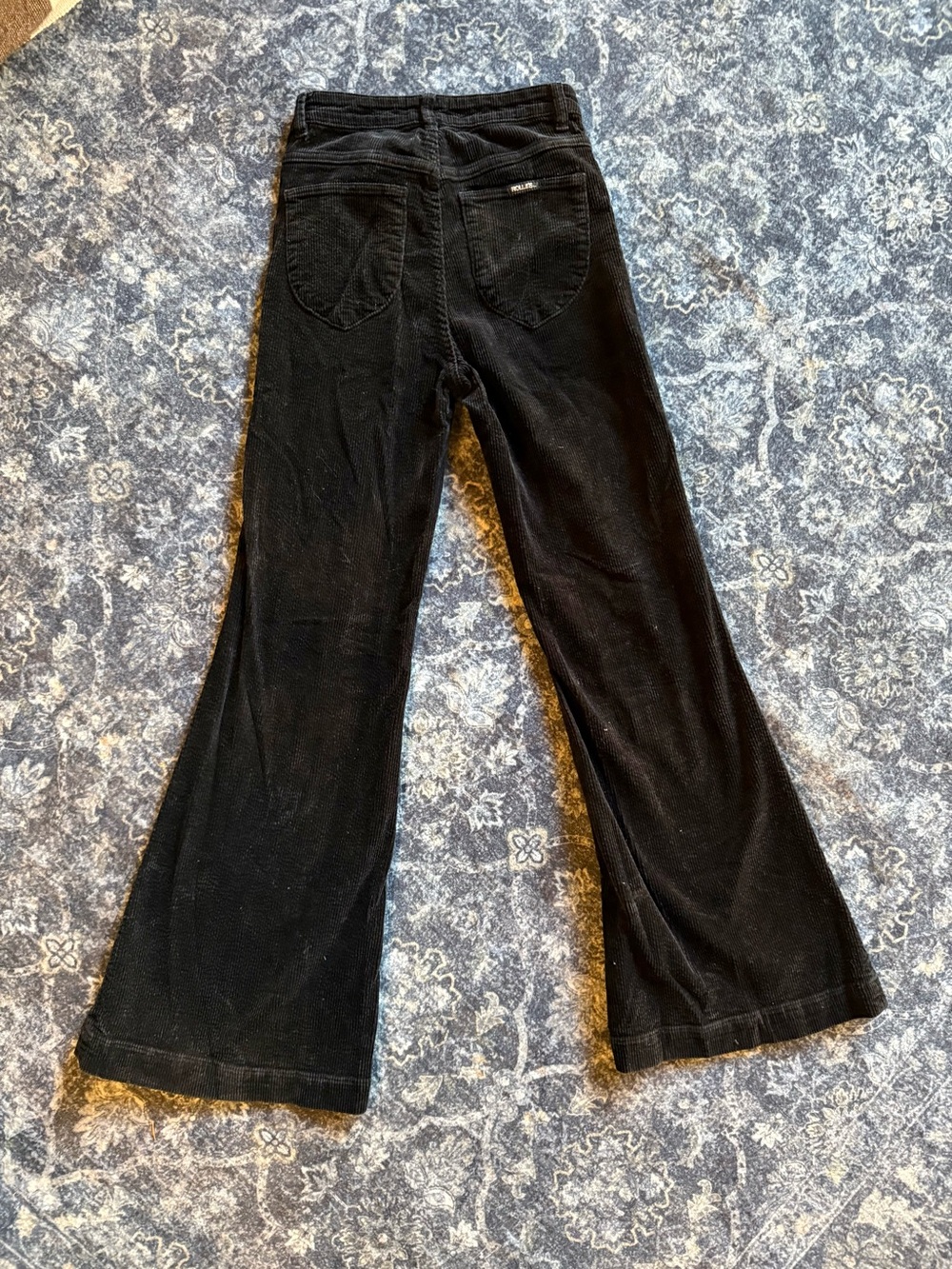 Rolla’s east coast flare black cords - Picture 2 of 3